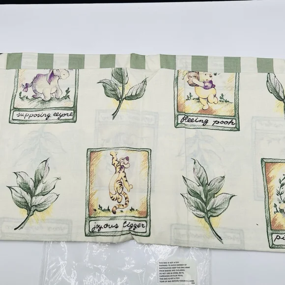 VTG Classic Disney Winnie The Pooh Evergreen Fabric Shower Curtain NIP 72 X 70 - Picture 10 of 10
